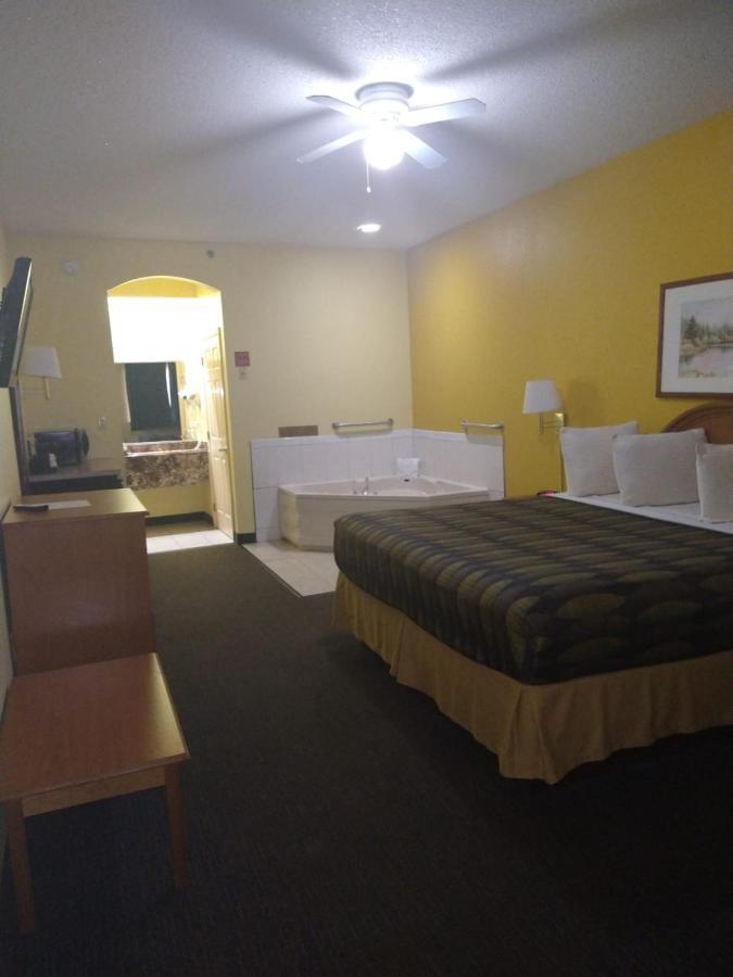 Surestay Hotel By Best Western מישן מראה חיצוני תמונה