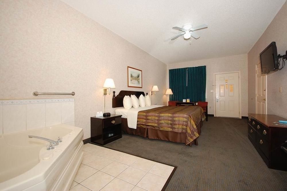 Surestay Hotel By Best Western מישן מראה חיצוני תמונה